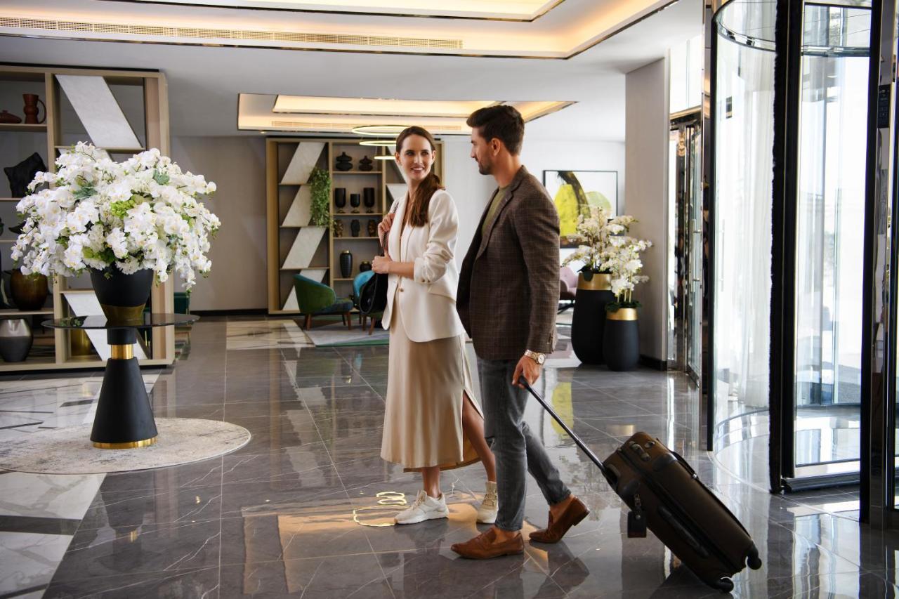 Damac Hills 2 Hotel, An Edge By Rotana Hotel Dubai Bagian luar foto